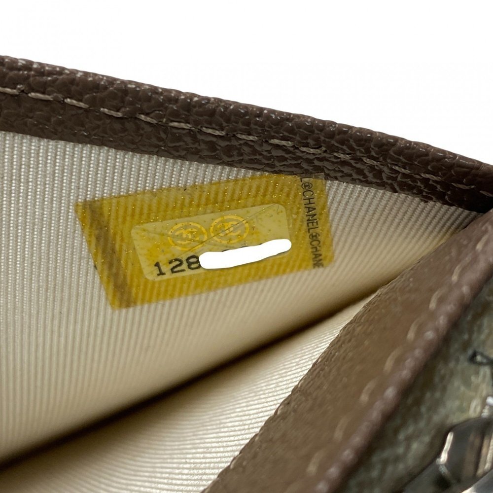 CHANEL Logo Wallet - Picture 14 of 14